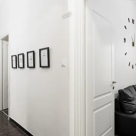 Center 8'minutes! Free Wi-fi & Netflix 'simona's Retreat' By Tilo Apartment *